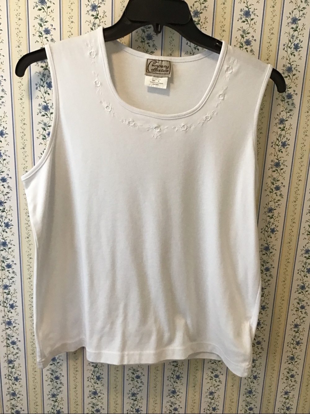 Sleeveless top